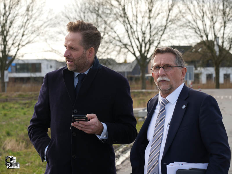 Demissionair minister bekijkt de mogelijkheden rondom Oosterwold