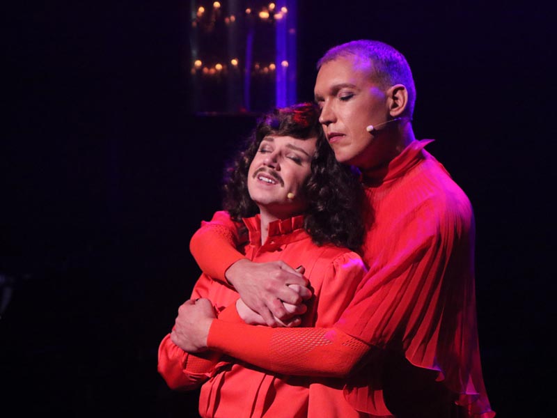 Ludique laat Robert Long voortleven in The Lux