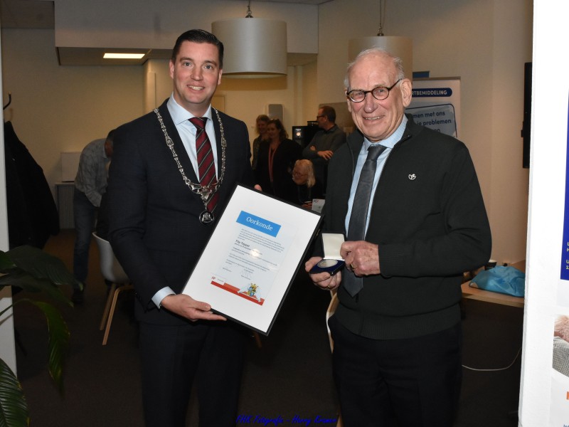 Erepenning voor de heer Flip Tepper