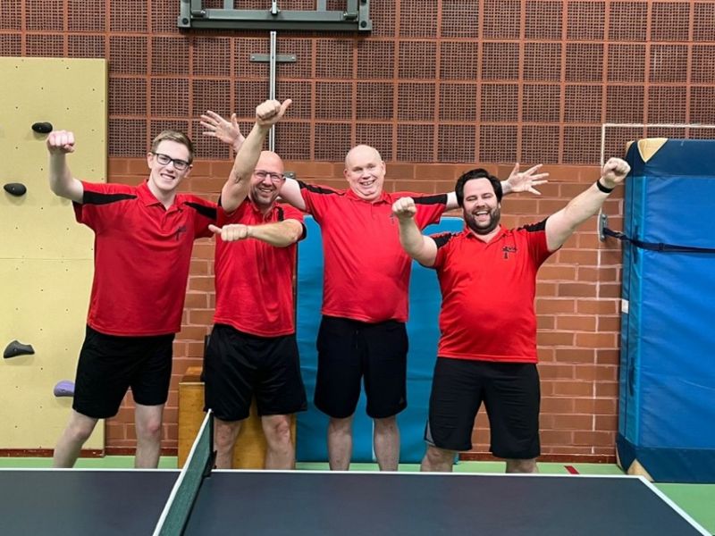 Tafeltennisteam ZETA Regulier 1 kampioen na winst op Hoogland