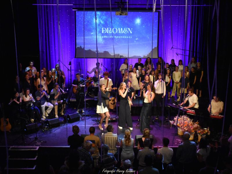 Afstudeerconcert Nadine Rozendaal op podium in The Lux Zeewolde