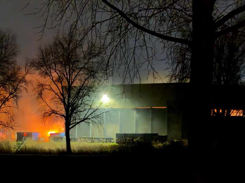Update: Brandweer rukt uit voor middelbrand aan Baardmeesweg