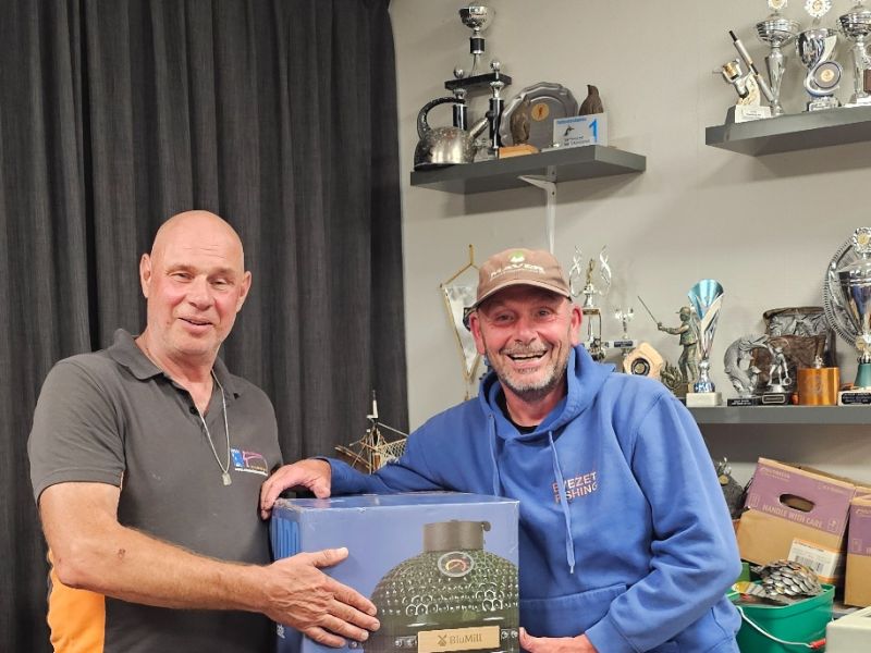 Het alternatieve Polderkampioenschap van HSV Ons Stekkie heeft zaterdag voor een spannende strijd gezorgd op de dorpsgrachten van Zeewolde. Omdat het traditionele teamkampioenschap dit jaar niet doorging, werd gekozen voor een individuele wedstrijd.