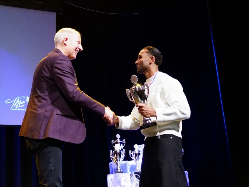 Sportman van het Jaar Kenzo Biyong uit Zeewolde vecht op 2 april in Las Vegas tijdens een UFC-evenement. De jiu-jitsusporter behoort tot de wereldtop.