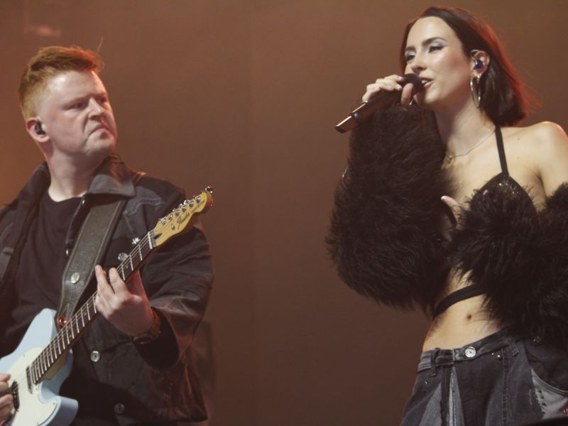 Jet van der Steen vrijdag op Lowlands.