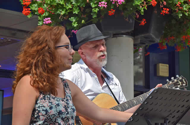 Playing for change” - het straatmuzikantenfestival van Zeewolde