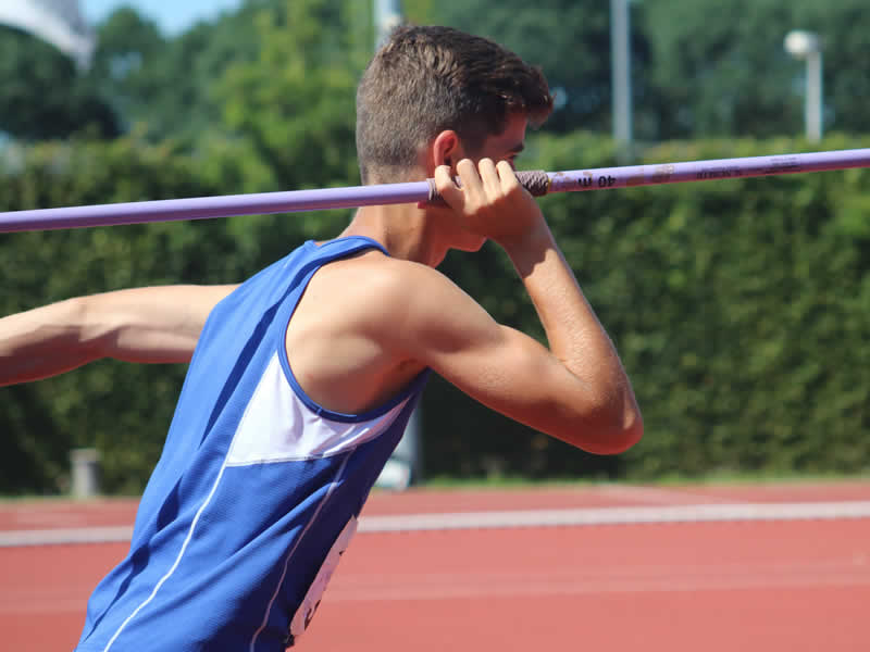 Junioren atletiek met veel ups en soms een down