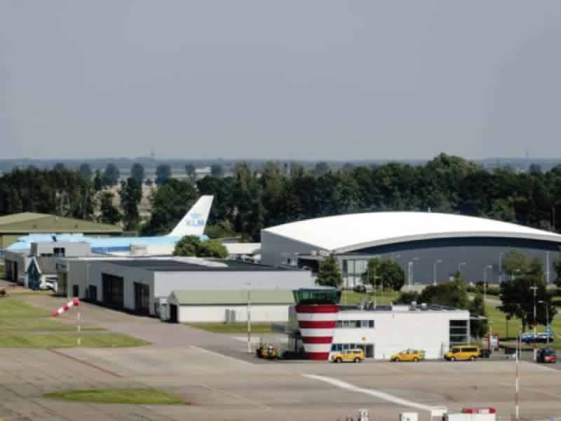 Bijeenkomst Luchthaven Lelystad, feit en fabel