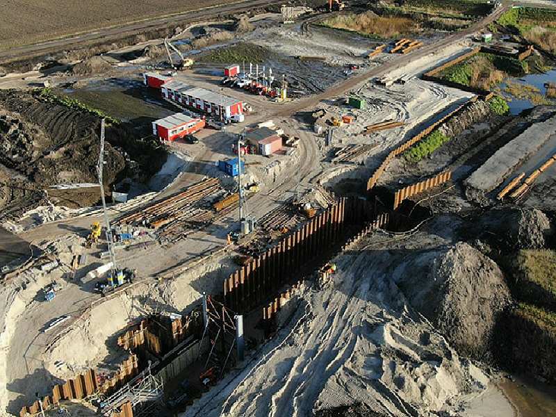 Bezoek de bouwplaats van het sluizencomplex en het Havenkwartier
