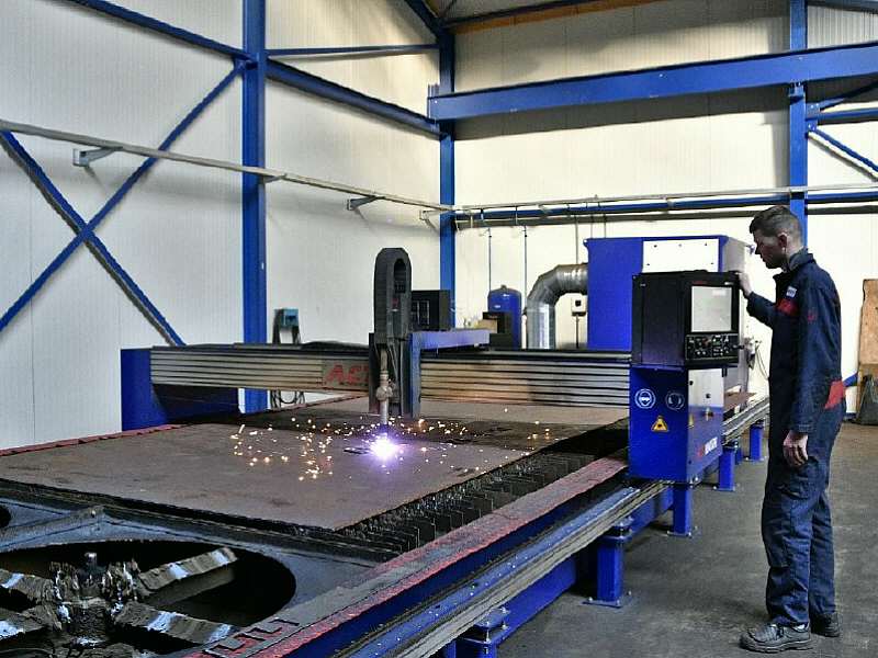 Het vliegermonument: the making of