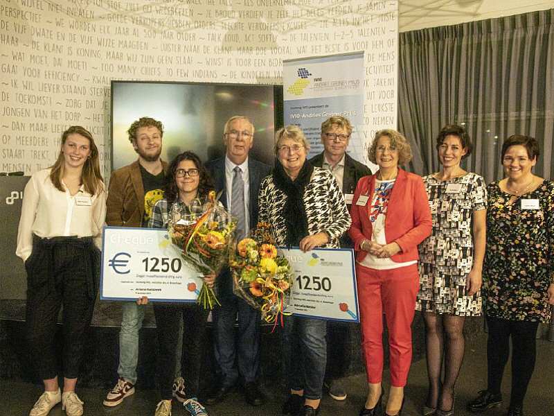 Ariana Kalsbeek en Marcella Mesker winnaars IVIO-Andries Greiner Prijs