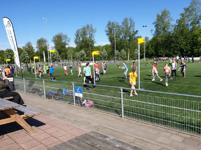 Schoolsportdag: een zonnige, sportieve ochtend
