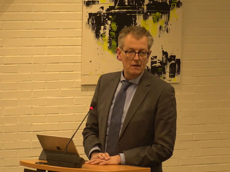 Burgemeester geeft toelichting 