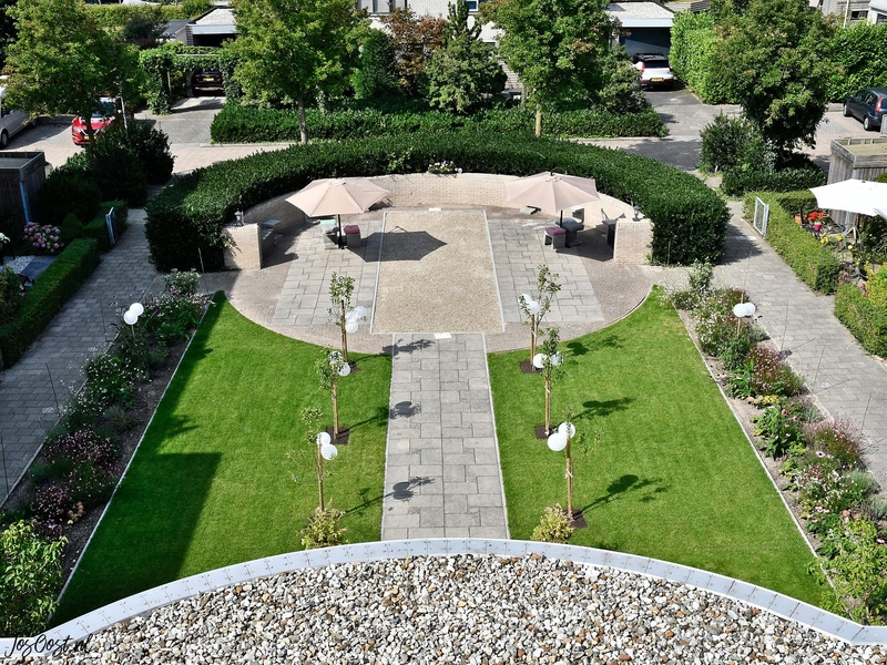 Feest bij appartementencomplex Buitendijk