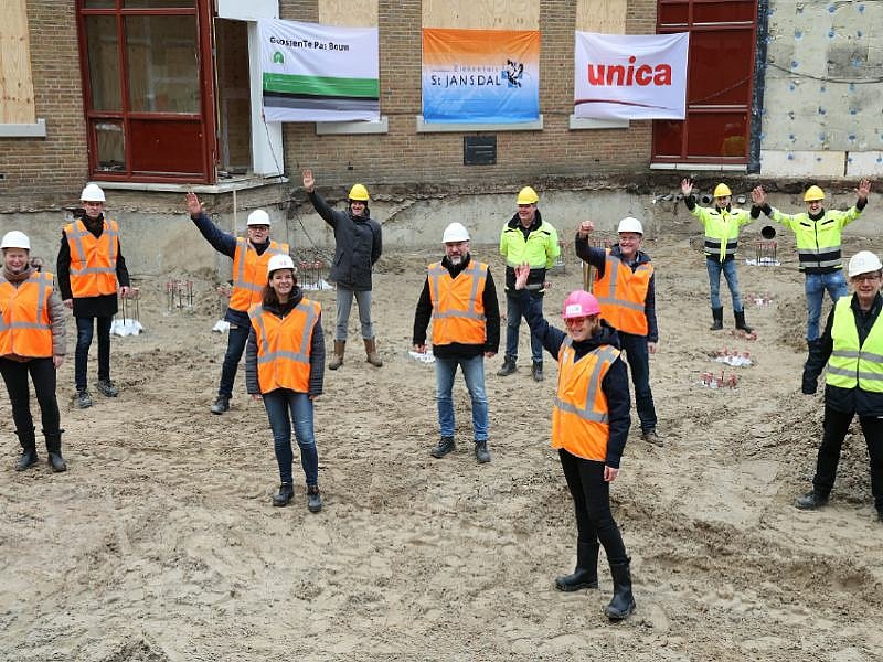 Eerste paal in de grond