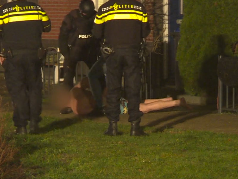 Persoon ernstig gewond na incident. Politie doet onderzoek 