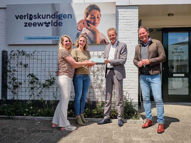 Gemeente Zeewolde en Woonpalet vergeven geveltuintje