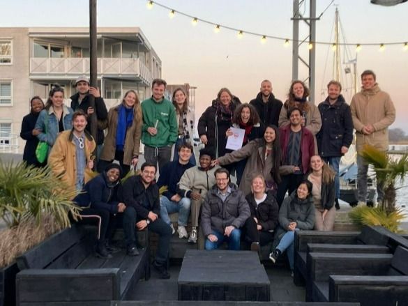 Groep BKB Academie kijkt mee bij lijsttrekkersdebat