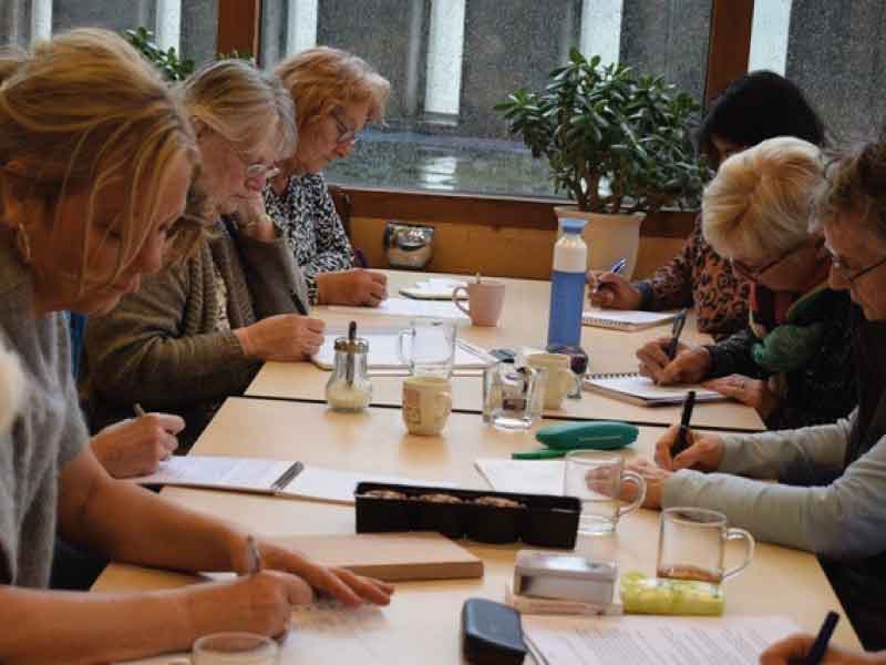 Samen schrijven in het SchrijfCafé 