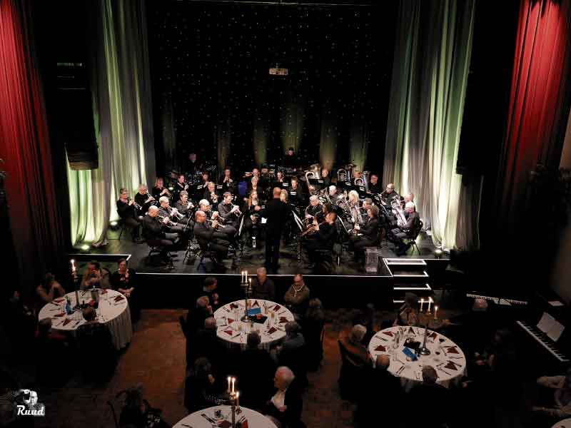 Uniek dinerconcert AMVZ in The Lux of nieuwe traditie?