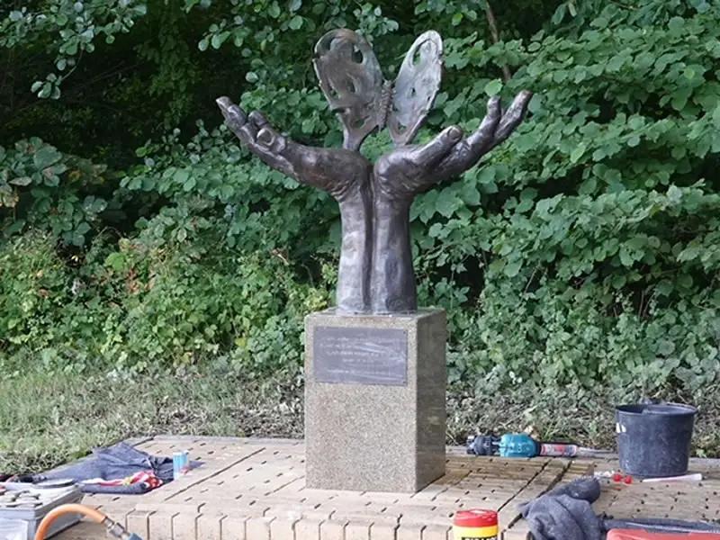 Vlindermonument keert terug naar originele plek