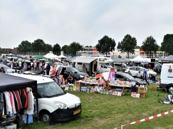 Eerste kofferbakmarkt van het jaar staat voor de deur