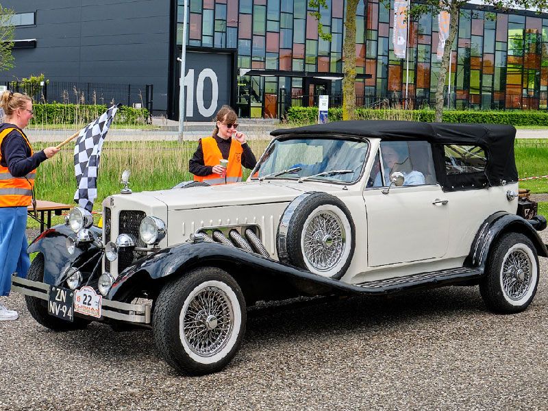 Klassieke rally Mille Tullipani voor stichting Talent4Classics
