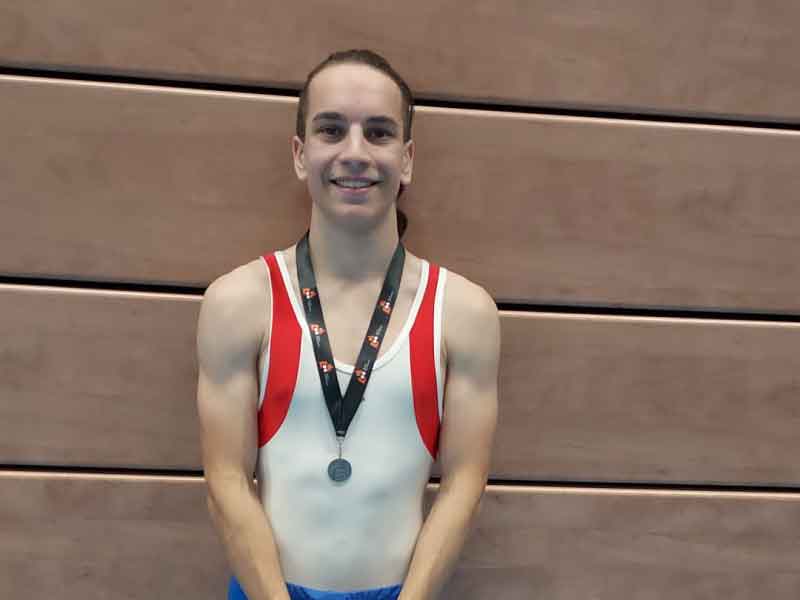 Podium voor Porteous bij teamwedstrijden turnen