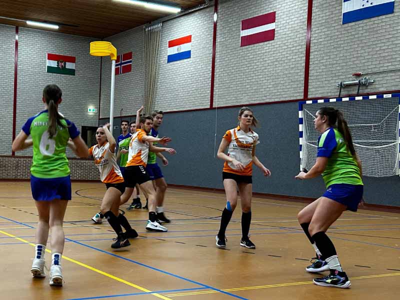 Goede start zaalcompetitie voor Wolderwijd/DYZLE