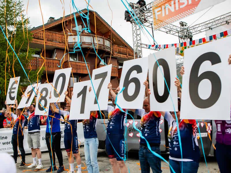 Ruim tachtigduizend euro vanuit Zeewolde voor de Alpe d'Huzes