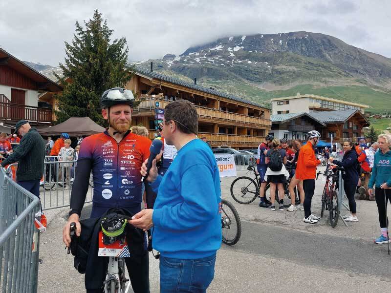 André Snippe beklimt zes keer de Alpe d'Huzes
