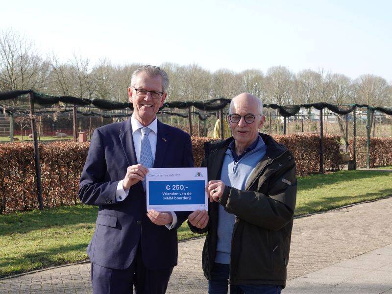 Ruim 2.000 euro voor gemeenschap Zeewolde